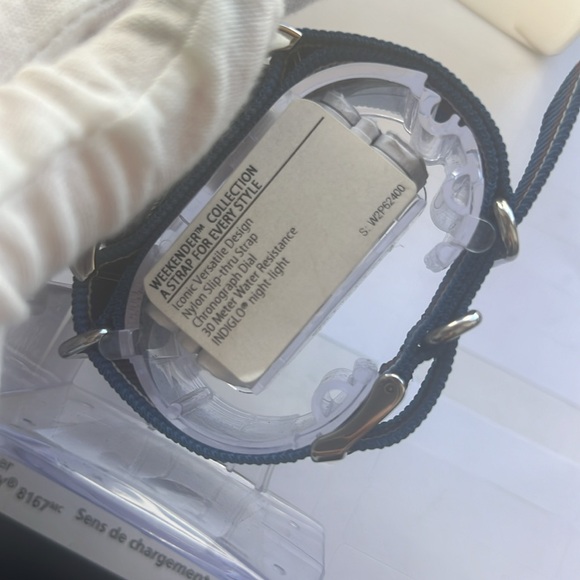 Timex Weekender TW2P624009J Unisex Casual Watch - Picture 3 of 3